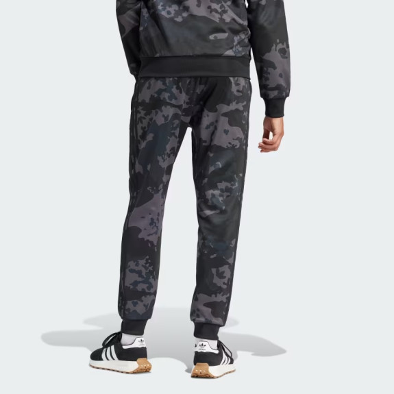 CAMO SST TRACK PANTS