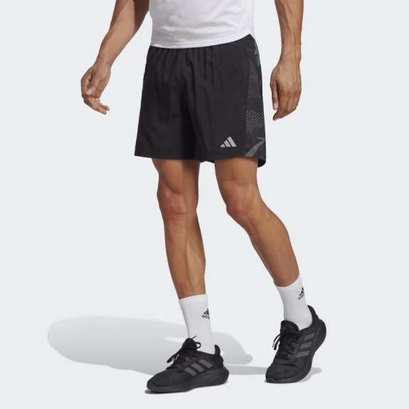 OWN THE RUN SEASONAL SHORTS