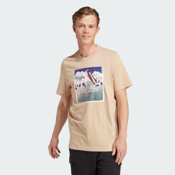 LANDSCAPE BADGE GRAPHIC TEE