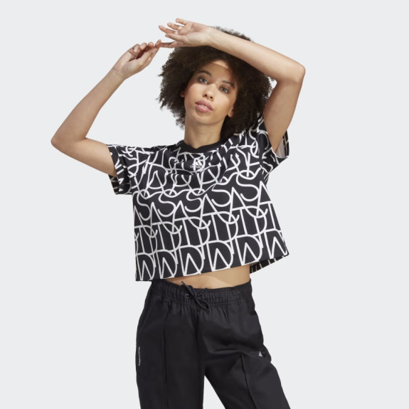 ALLOVER ADIDAS GRAPHIC BOYFRIEND TEE